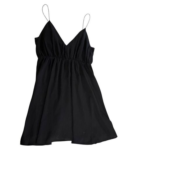 Tobi medium babydoll black dress with side lace - Picture 7 of 7